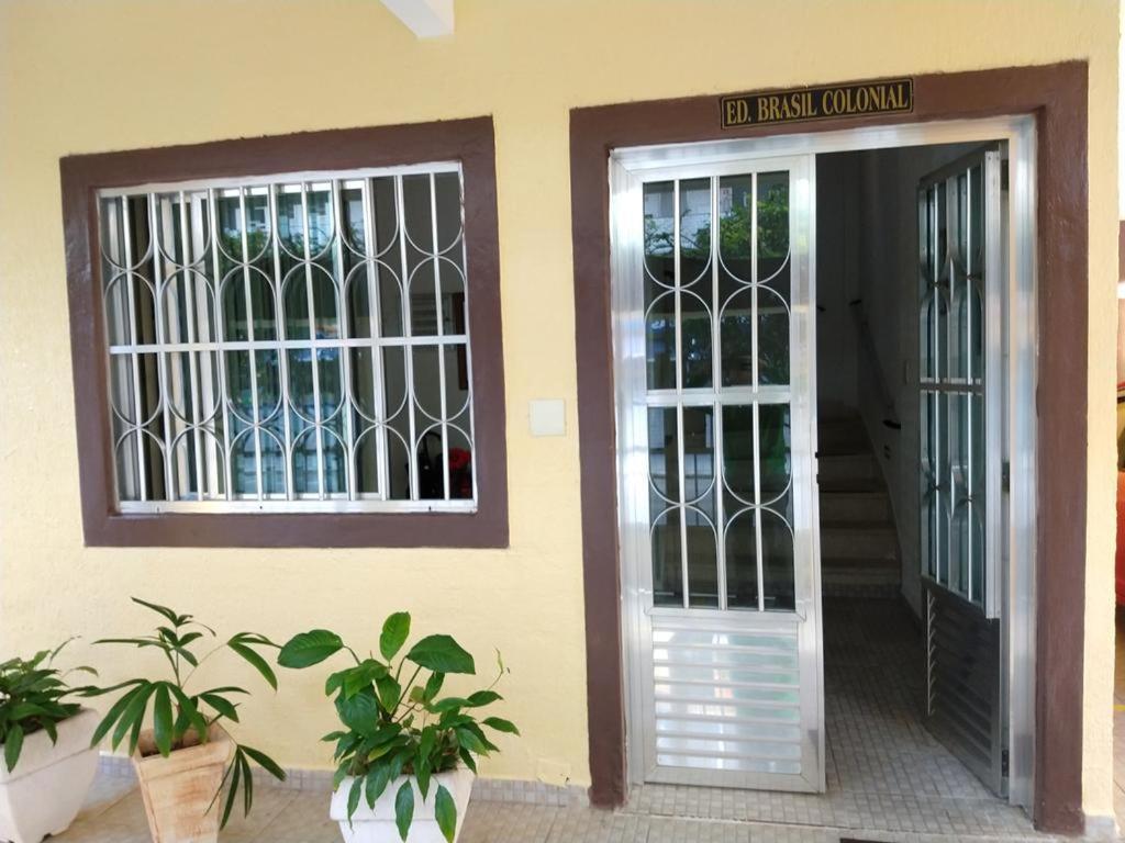 Apto Canto Do Forte - Praia Grande - Local Privilegiado - 100 Metros Da Praia - Internet Inclusa Экстерьер фото