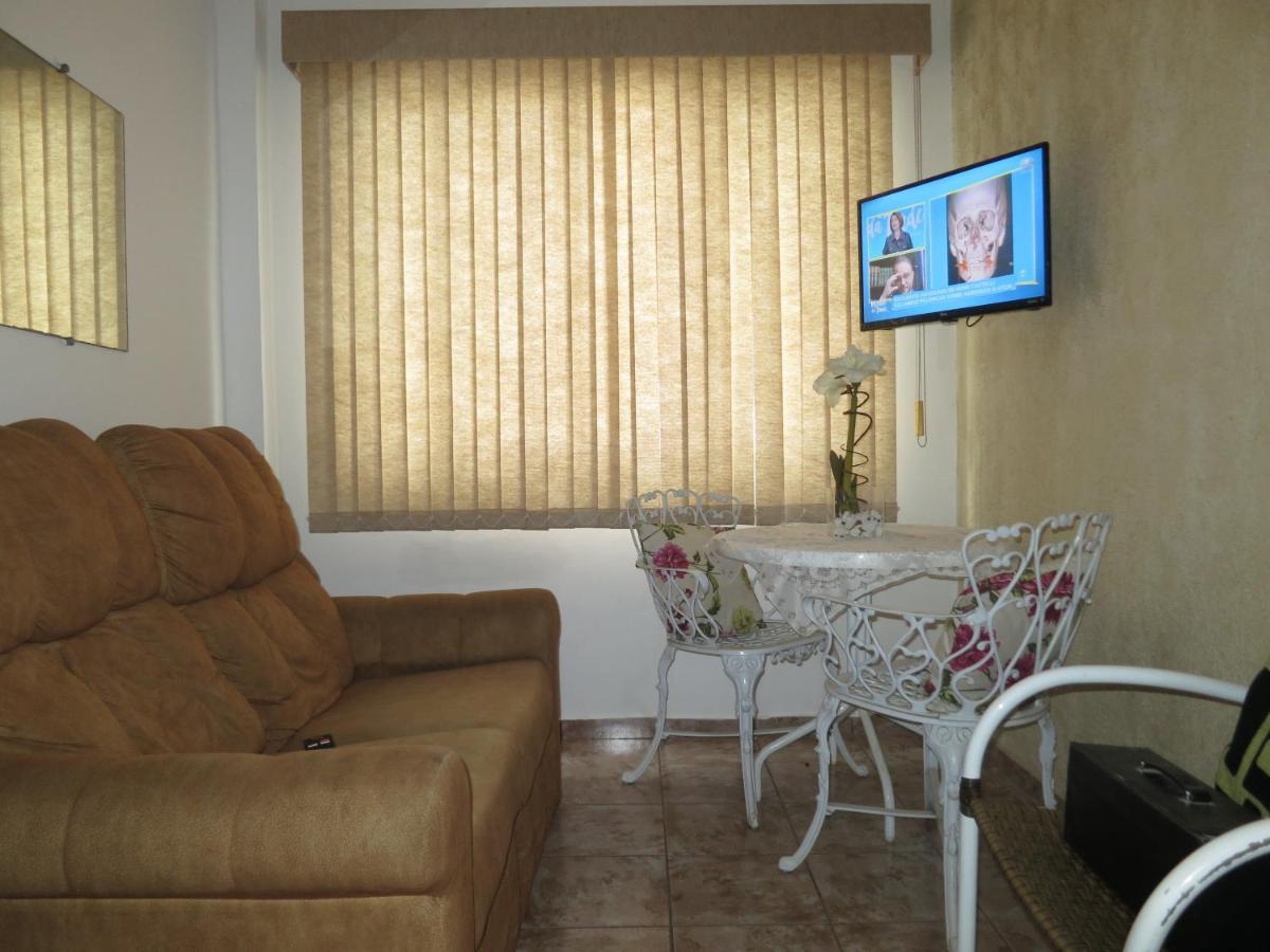 Apto Canto Do Forte - Praia Grande - Local Privilegiado - 100 Metros Da Praia - Internet Inclusa Экстерьер фото